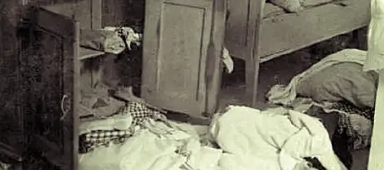Pernleiten Schränke durchwühlt